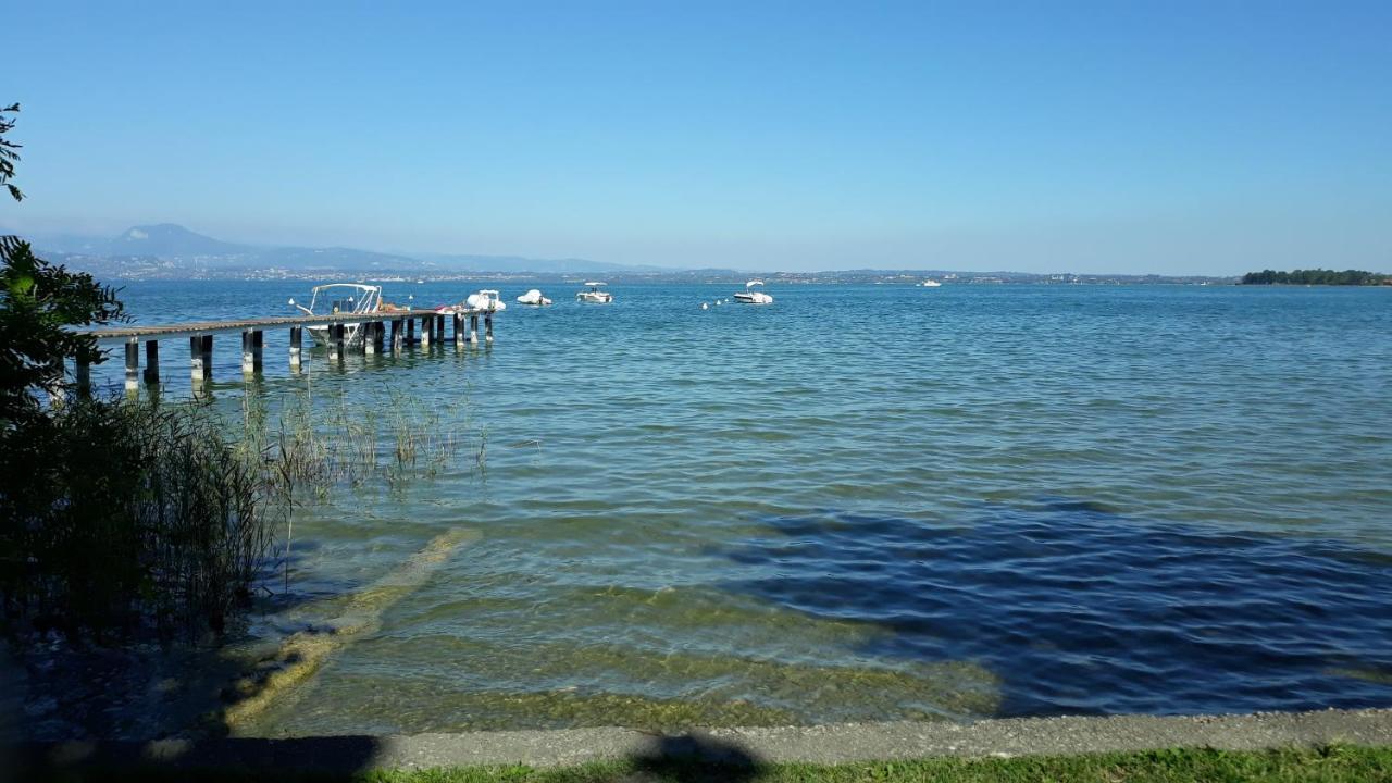 Appartamento San Vito - A Due Passi Dal Lago Sirmione Dış mekan fotoğraf